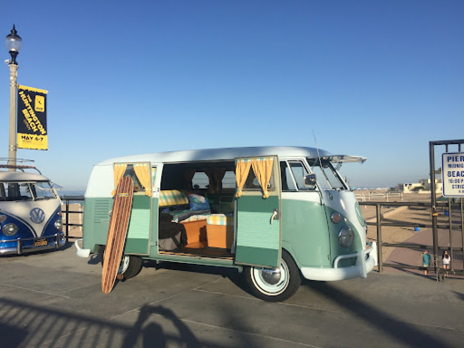 Los Angeles 1962 Volkswagen Bus