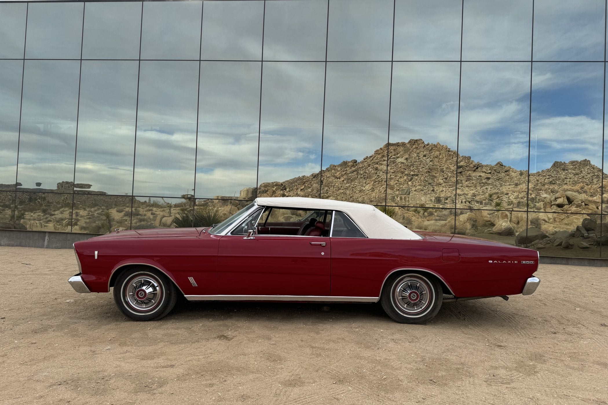 Los Angeles 1966 Ford Galaxie 500